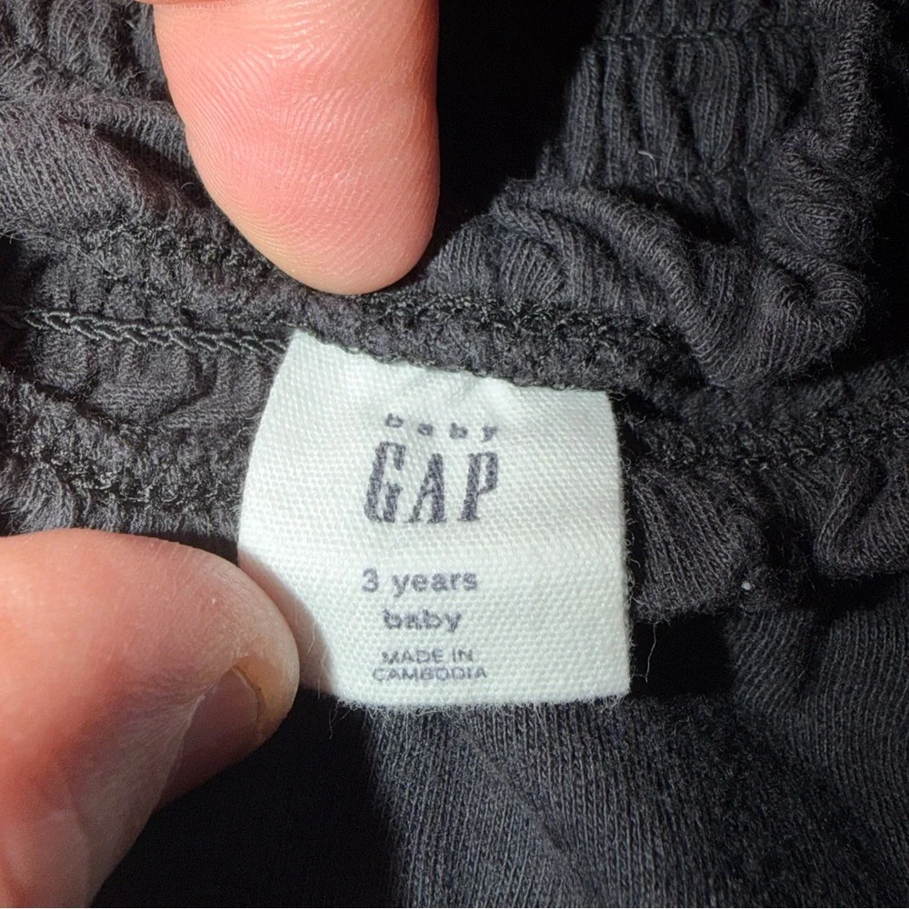 Baby GAP 3 years black jumper outfit with thin straps and‎ long bottoms so cute